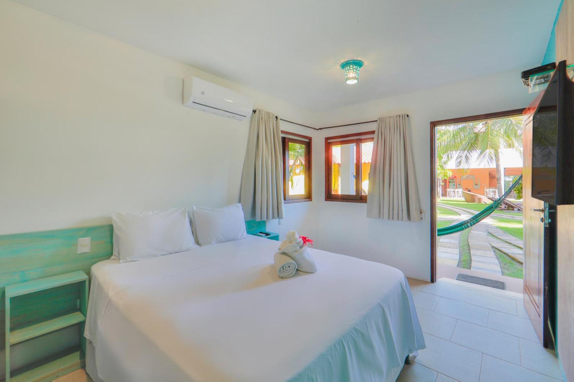 Double Room Pool View,1453261066:JPEG
